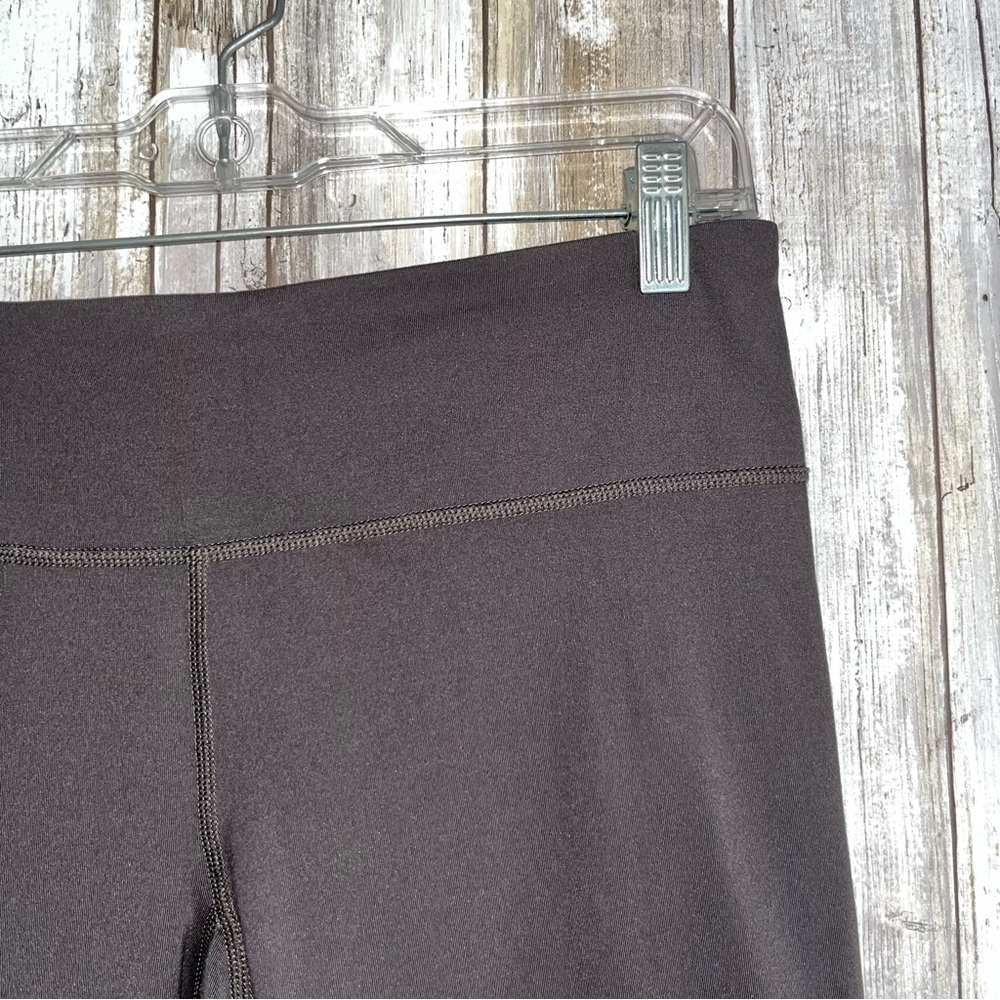 Under Armour Pewter Cropped Leggings - Picture 3 of 5